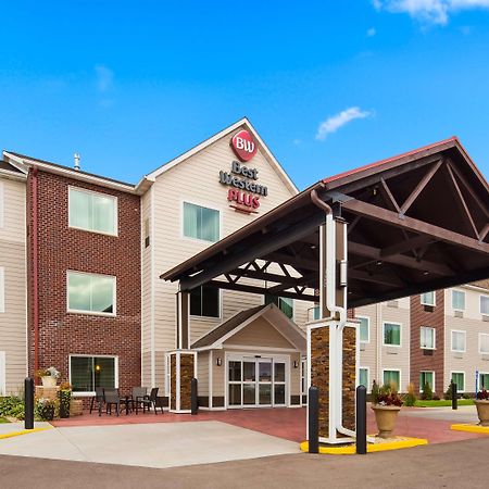 Best Western Plus Menomonie Inn & Suites Esterno foto